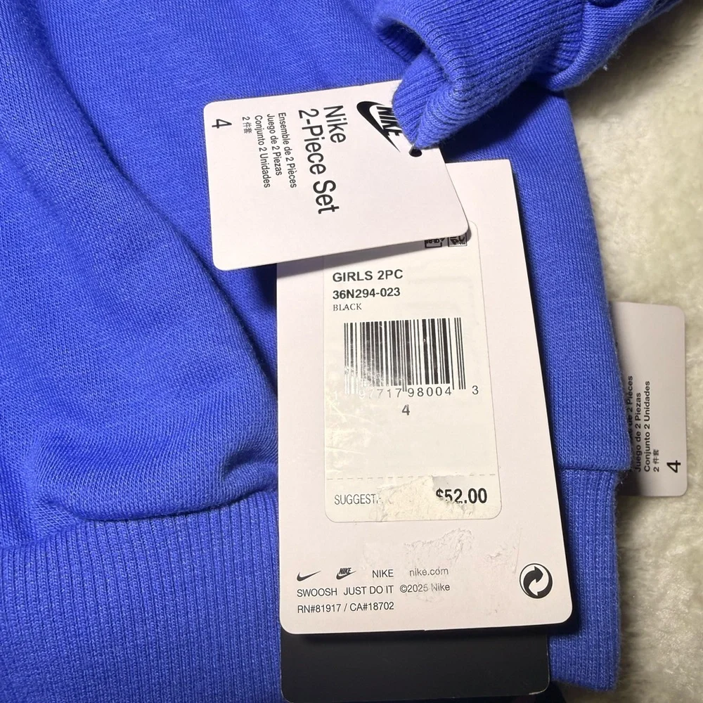 NWT- Nike Girls' Toddler Essentials All-Over Print Femme Sweatshirt/Leggings 4 - Picture 5 of 10